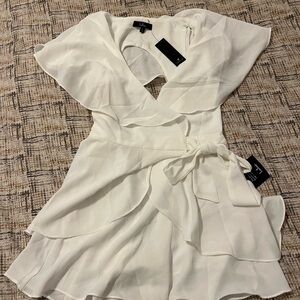Lulu's White Ruffle Mini Romper